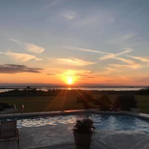 Meet your Posher, Suzan